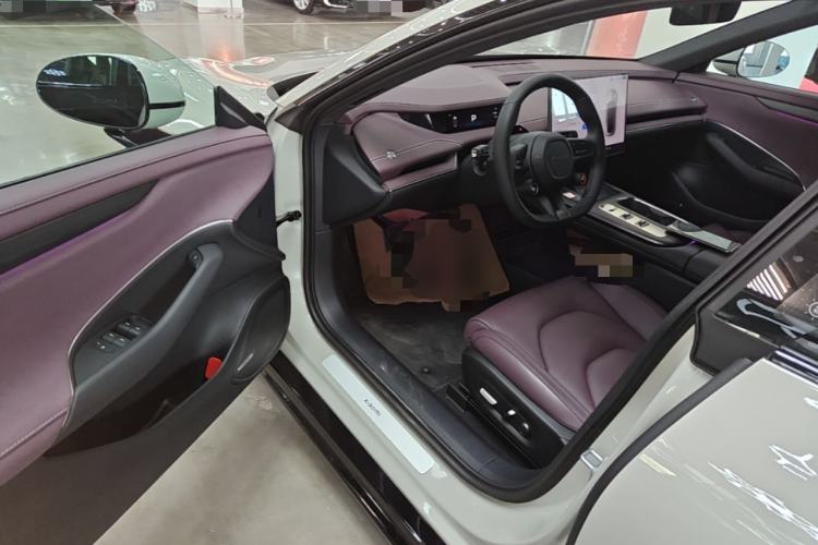 Used Xiaomi Auto SU7 2024 Rear-Drive Long-Range Intelligent Driving Version Driver Seat