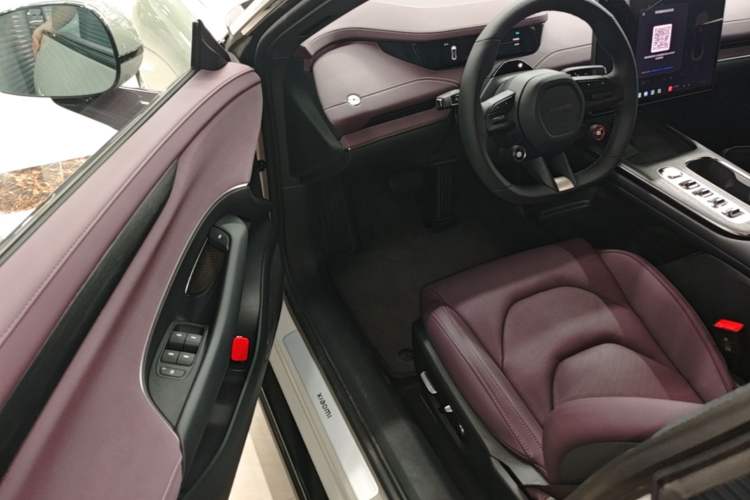 Used Xiaomi Auto SU7 2024 Rear-Drive Ultra-Long Range Advanced Pro-Level Intelligent Driving Version Driver Seat