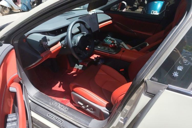 Used Xiaomi Auto SU7 2024 Rear-Drive Standard Founder Edition Driver Seat