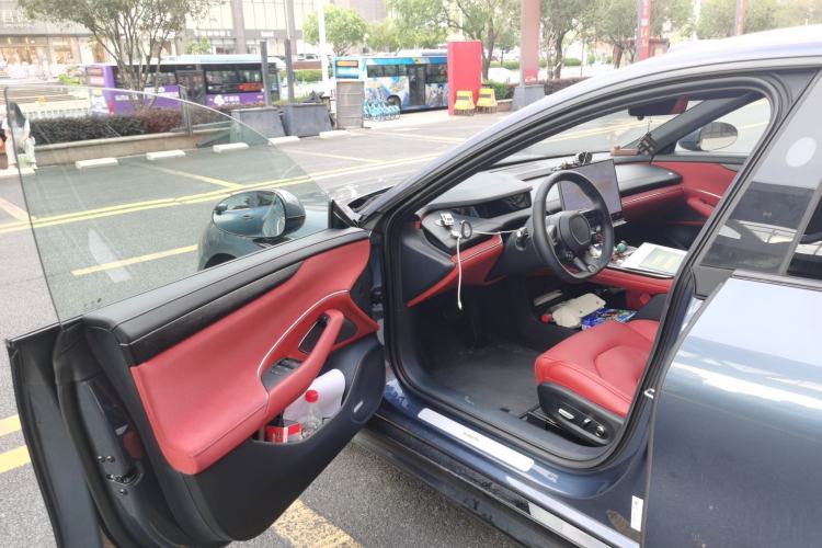 Used Xiaomi Auto SU7 2024 Rear-Drive Ultra-Long Range Advanced Pro-Level Intelligent Driving Version Driver Seat