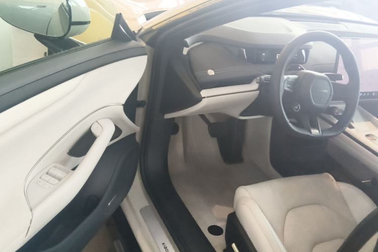 Used Xiaomi Auto SU7 2024 Rear-Drive Long-Range Intelligent Driving Version Driver Seat