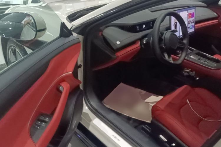 Used Xiaomi Auto SU7 2024 Rear-Drive Long-Range Intelligent Driving Version Driver Seat