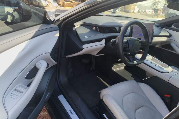 Used Xiaomi Auto SU7 2024 Rear-Drive Long-Range Intelligent Driving Version Driver Seat