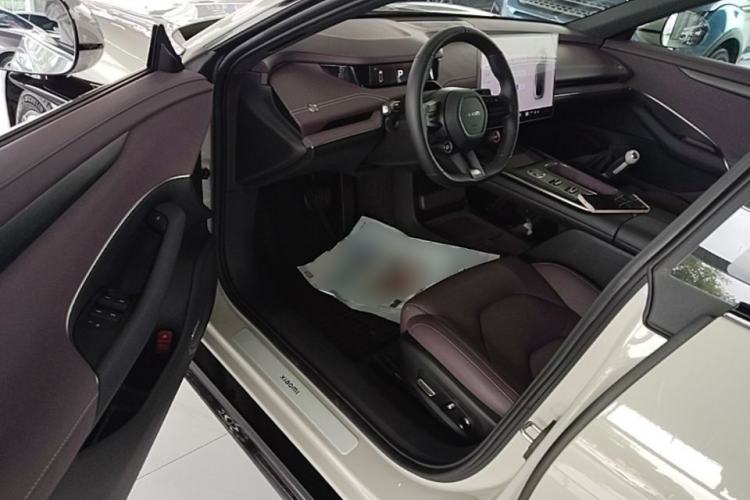 Used Xiaomi Auto SU7 2024 Rear-Drive Long-Range Intelligent Driving Version Driver Seat