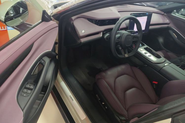 Used Xiaomi Auto SU7 2024 Rear-Drive Long-Range Intelligent Driving Version Driver Seat