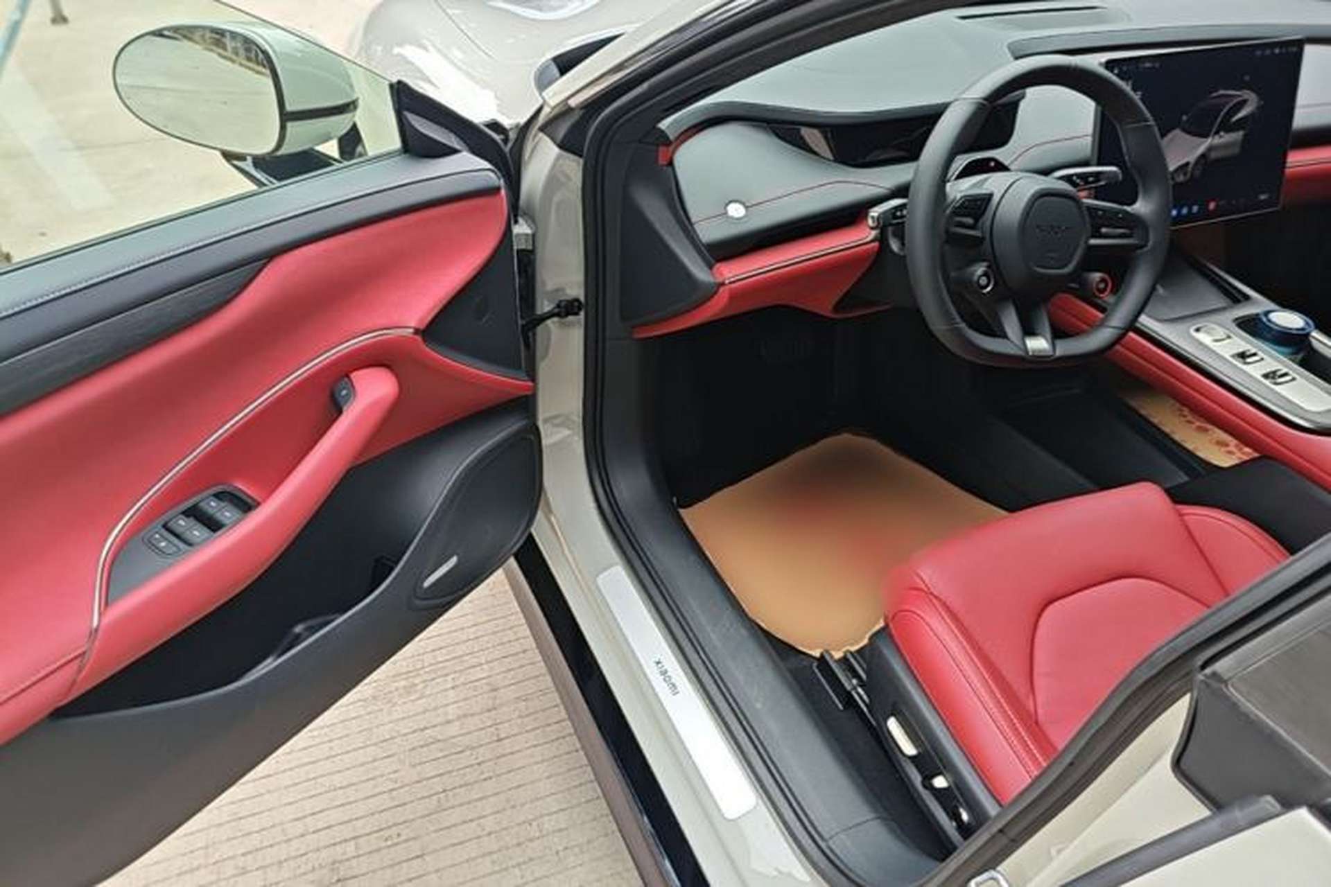 Used Xiaomi Auto SU7 2024 Rear-Drive Long-Range Intelligent Driving Version Driver Seat