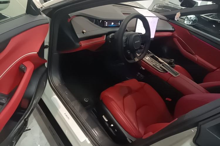 Used Xiaomi Auto SU7 2024 Rear-Drive Long-Range Intelligent Driving Version Driver Seat