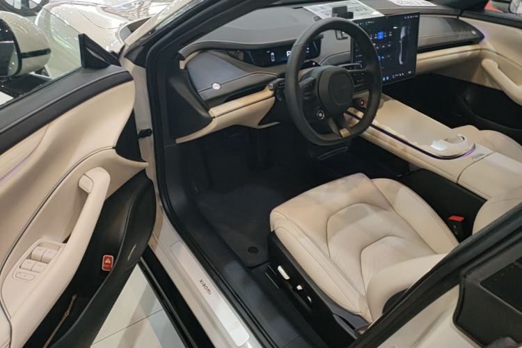 Used Xiaomi Auto SU7 2024 Rear-Drive Long-Range Intelligent Driving Version Driver Seat