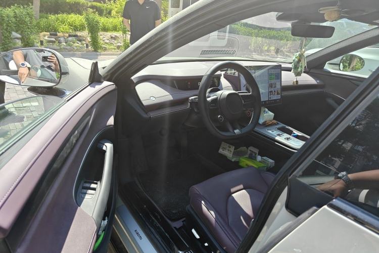 Used Xiaomi Auto SU7 2024 Rear-Drive Ultra-Long Range Advanced Pro-Level Intelligent Driving Version Driver Seat