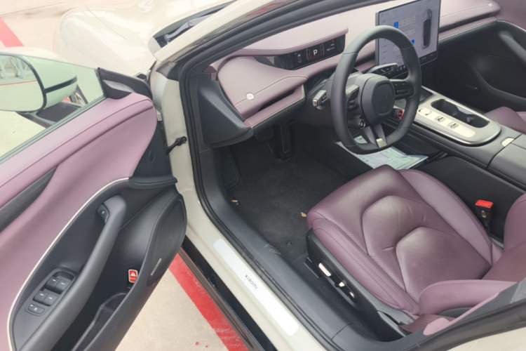 Used Xiaomi Auto SU7 2024 Rear-Drive Long-Range Intelligent Driving Version Driver Seat