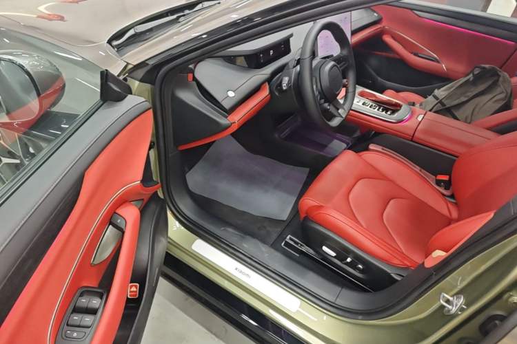 Used Xiaomi Auto SU7 2024 Rear-Drive Ultra-Long Range Advanced Pro-Level Intelligent Driving Version Driver Seat