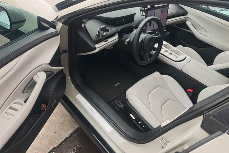 Used Xiaomi Auto SU7 2024 Rear-Drive Long-Range Intelligent Driving Version Driver Seat