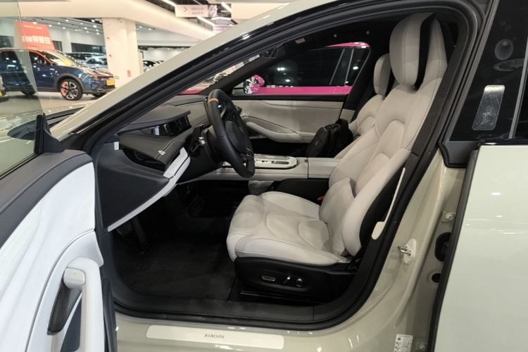 Used Xiaomi Auto SU7 2024 Rear-Drive Long-Range Intelligent Driving Version Driver Seat
