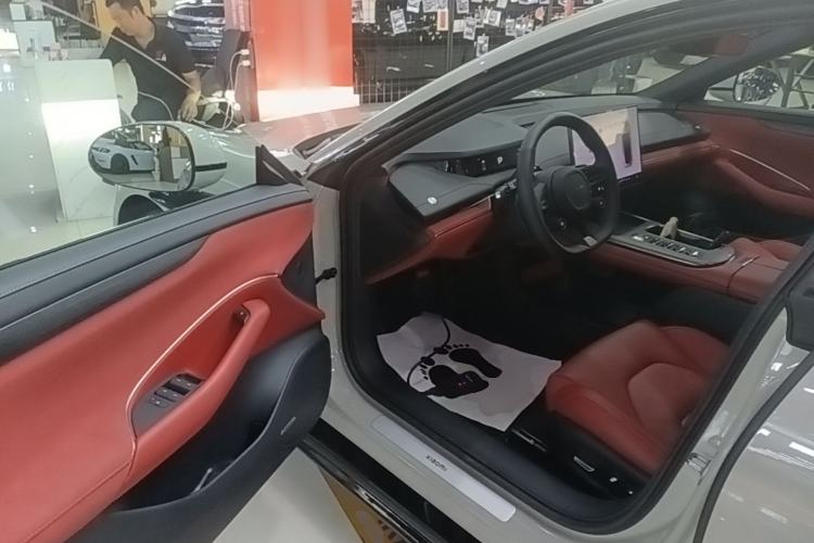 Used Xiaomi Auto SU7 2024 Rear-Drive Ultra-Long Range Advanced Pro-Level Intelligent Driving Version Driver Seat