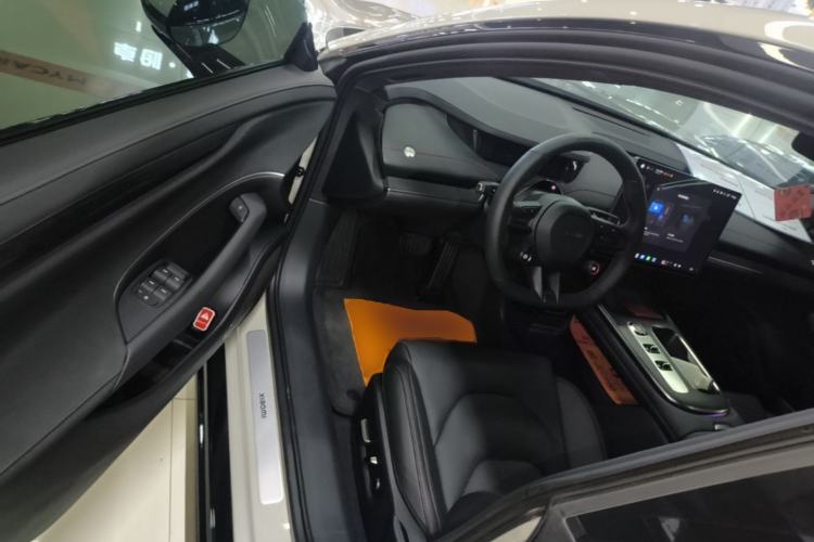 Used Xiaomi Auto SU7 2024 Rear-Drive Ultra-Long Range Advanced Pro-Level Intelligent Driving Version Driver Seat