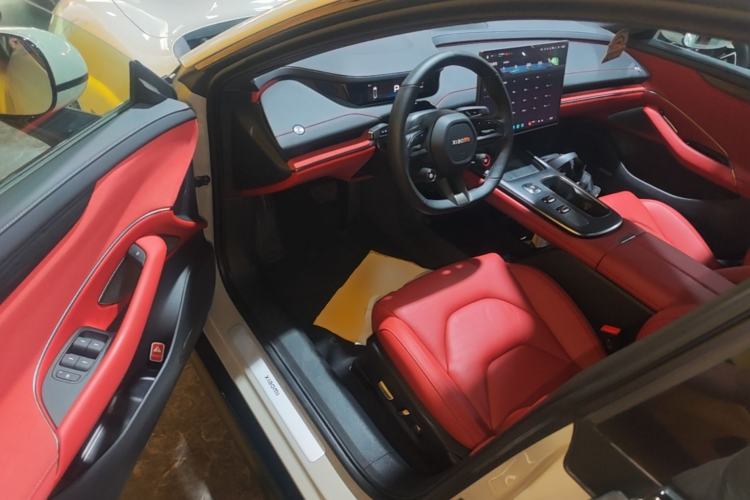 Used Xiaomi Auto SU7 2024 Rear-Drive Long-Range Intelligent Driving Version Driver Seat