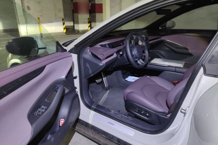 Used Xiaomi Auto SU7 2024 Four-Wheel Drive Ultra-Long Range Advanced Intelligent Driving Max Edition Driver Seat