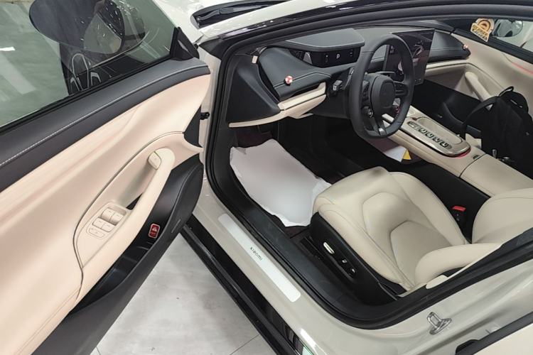 Used Xiaomi Auto SU7 2024 Rear-Drive Ultra-Long Range Advanced Pro-Level Intelligent Driving Version Driver Seat