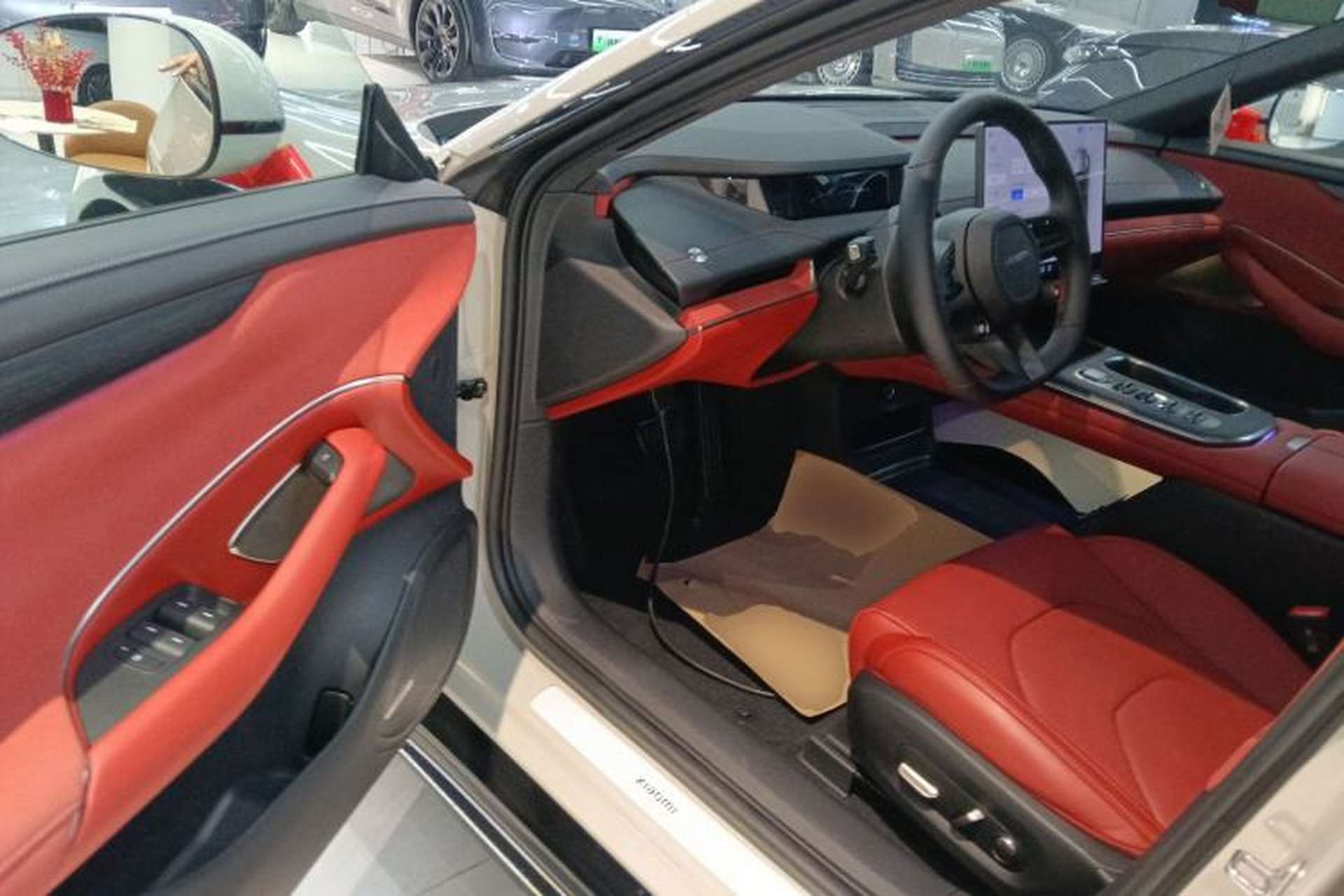 Used Xiaomi Auto SU7 2024 Rear-Drive Ultra-Long Range Advanced Pro-Level Intelligent Driving Version Driver Seat
