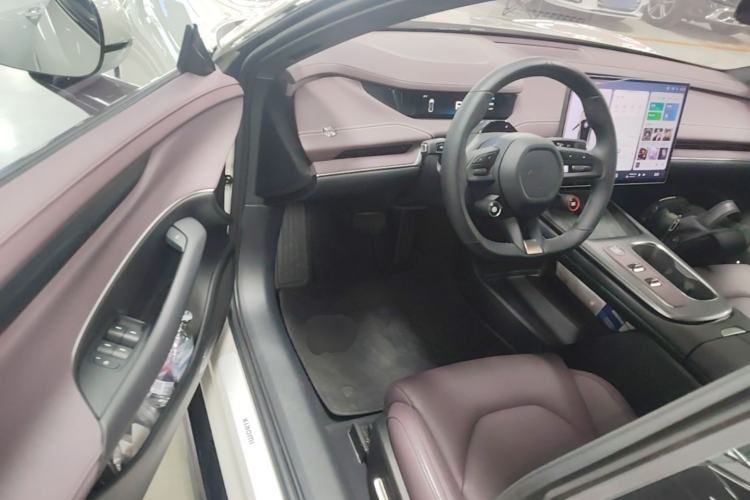 Used Xiaomi Auto SU7 2024 Rear-Drive Long-Range Intelligent Driving Version Driver Seat