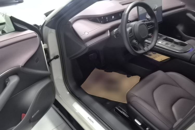 Used Xiaomi Auto SU7 2024 Rear-Drive Long-Range Intelligent Driving Version Driver Seat
