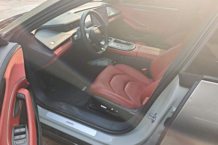 Used Xiaomi Auto SU7 2024 Rear-Drive Long-Range Intelligent Driving Version Driver Seat