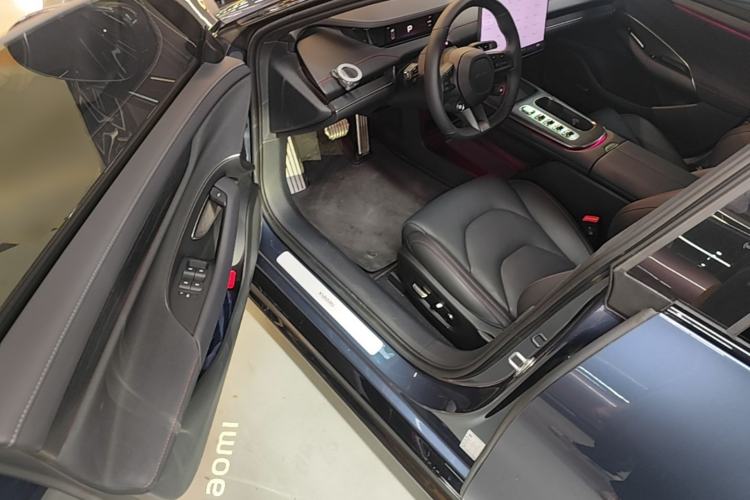 Used Xiaomi Auto SU7 2024 Four-Wheel Drive Ultra-Long Range Advanced Intelligent Driving Max Edition Driver Seat