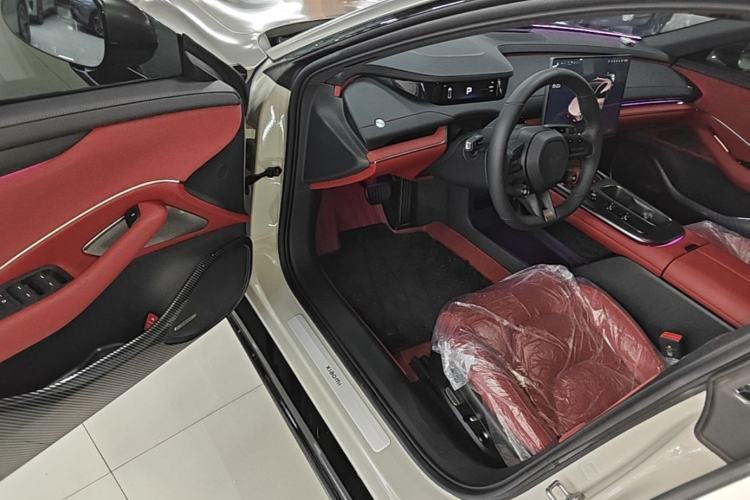 Used Xiaomi Auto SU7 2024 Rear-Drive Long-Range Intelligent Driving Version Driver Seat