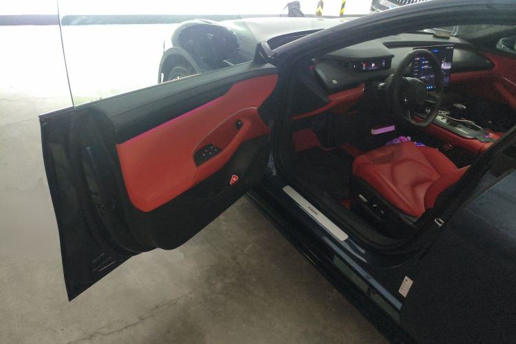 Used Xiaomi Auto SU7 2024 Rear-Drive Ultra-Long Range Advanced Pro-Level Intelligent Driving Version Driver Seat