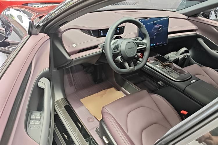 Used Xiaomi Auto SU7 2024 Rear-Drive Long-Range Intelligent Driving Version Driver Seat
