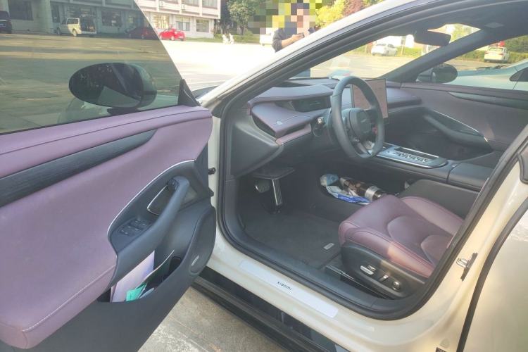 Used Xiaomi Auto SU7 2024 Four-Wheel Drive Ultra-Long Range Advanced Intelligent Driving Max Edition Driver Seat