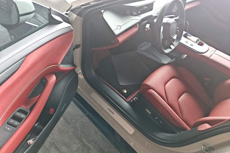 Used Xiaomi Auto SU7 2024 Rear-Drive Long-Range Intelligent Driving Version Driver Seat