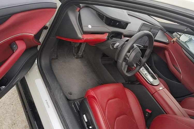 Used Xiaomi Auto SU7 2024 Rear-Drive Ultra-Long Range Advanced Pro-Level Intelligent Driving Version Driver Seat