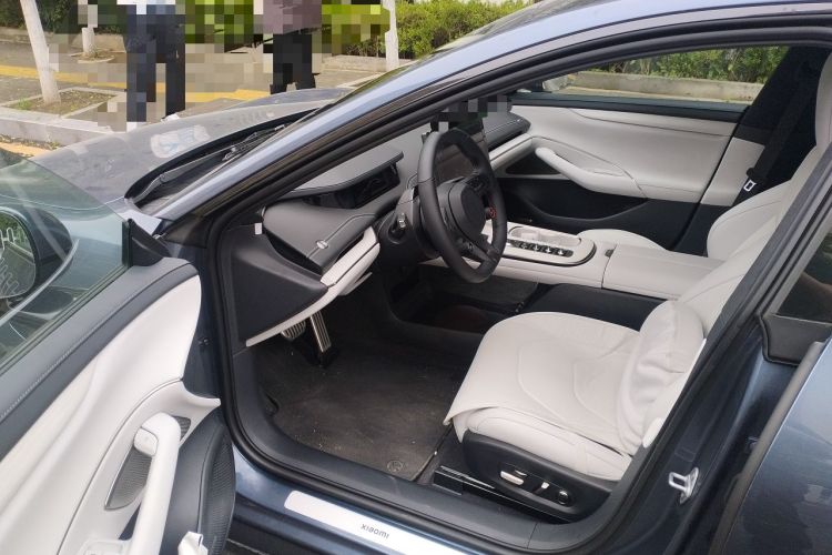 Used Xiaomi Auto SU7 2024 Four-Wheel Drive Ultra-Long Range Advanced Intelligent Driving Max Edition Driver Seat