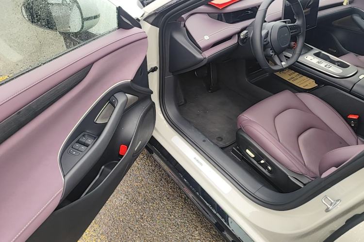 Used Xiaomi Auto SU7 2024 Rear-Drive Long-Range Intelligent Driving Version Driver Seat