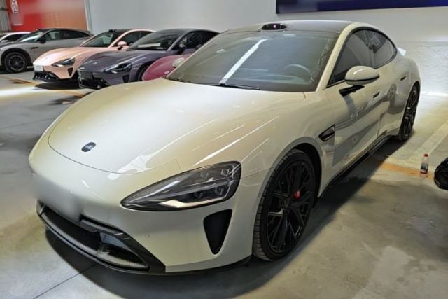 Used Xiaomi Auto SU7 2024 Four-Wheel Drive Ultra-Long Range Advanced Intelligent Driving Max Edition