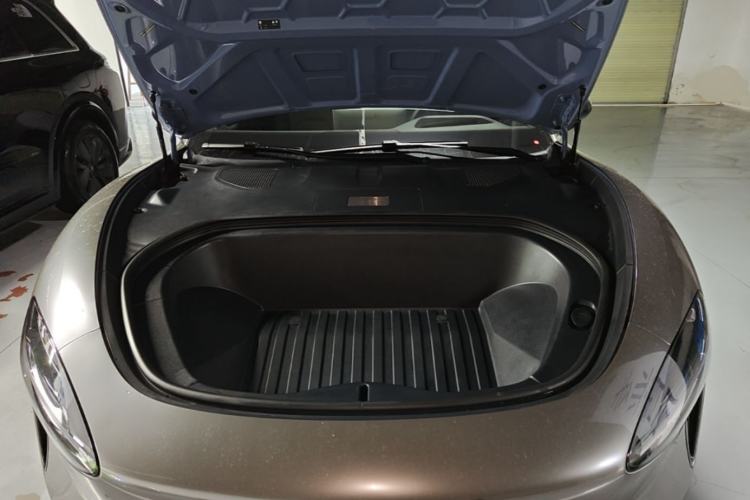 Used Xiaomi Auto SU7 2024 Four-Wheel-Drive Max Founder's Edition Engine Bay
