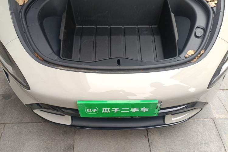Used Xiaomi Auto SU7 2024 Four-Wheel Drive Ultra-Long Range Advanced Intelligent Driving Max Edition Engine Bay