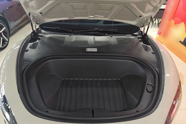 Used Xiaomi Auto SU7 2024 Four-Wheel Drive Ultra-Long Range Advanced Intelligent Driving Max Edition Engine Bay
