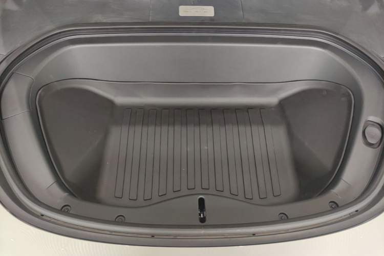 Used Xiaomi Auto SU7 2024 Rear-Drive Standard Founder Edition Engine Bay
