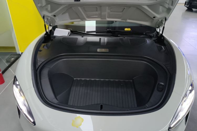 Used Xiaomi Auto SU7 2024 Rear-Drive Ultra-Long Range Advanced Pro-Level Intelligent Driving Version Engine Bay
