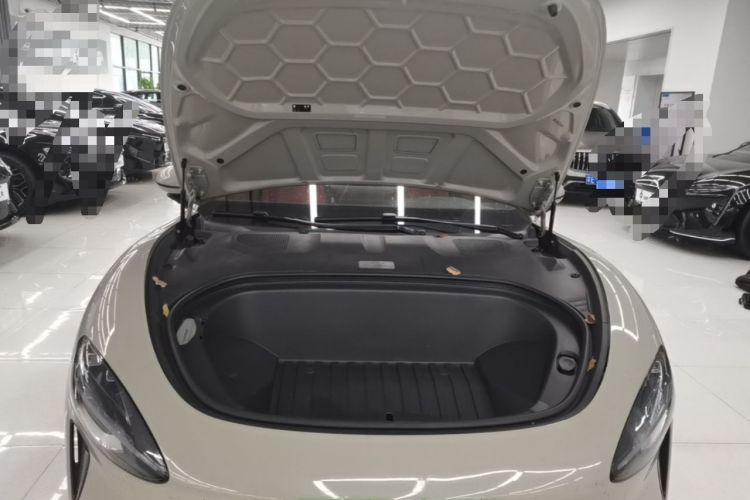 Used Xiaomi Auto SU7 2024 Rear-Drive Long-Range Intelligent Driving Version Engine Bay