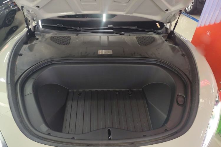 Used Xiaomi Auto SU7 2024 Rear-Drive Long-Range Intelligent Driving Version Engine Bay