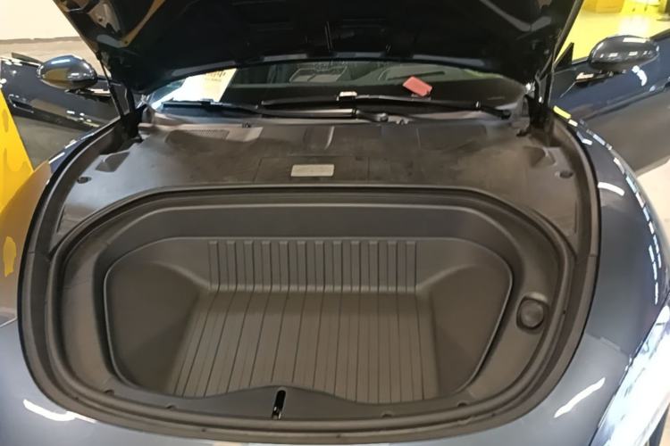 Used Xiaomi Auto SU7 2024 Four-Wheel Drive Ultra-Long Range Advanced Intelligent Driving Max Edition Engine Bay