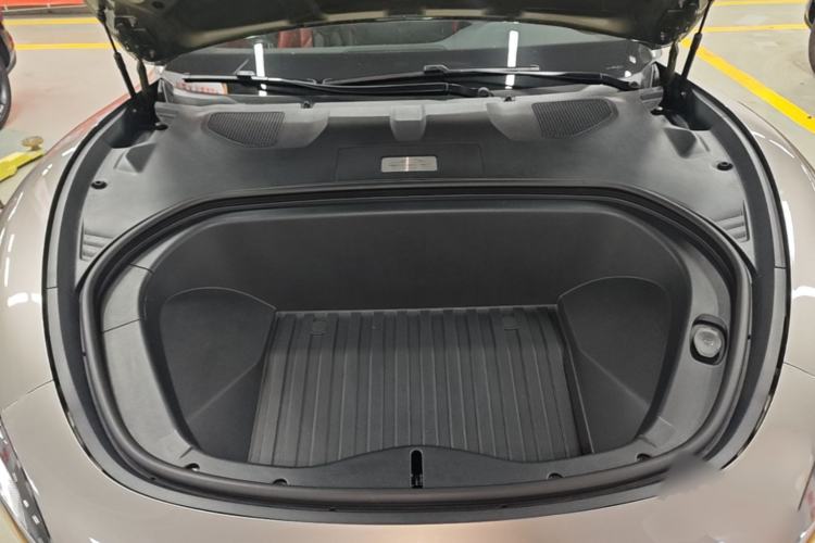 Used Xiaomi Auto SU7 2024 Rear-Drive Ultra-Long Range Advanced Pro-Level Intelligent Driving Version Engine Bay