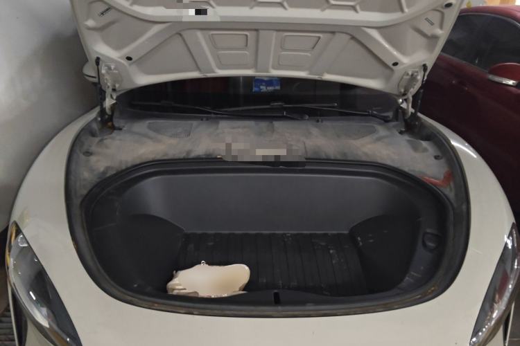 Used Xiaomi Auto SU7 2024 Four-Wheel Drive Ultra-Long Range Advanced Intelligent Driving Max Edition Engine Bay