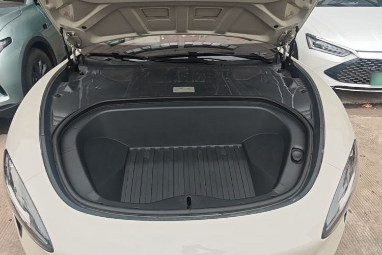 Used Xiaomi Auto SU7 2024 Rear-Drive Long-Range Intelligent Driving Version Engine Bay