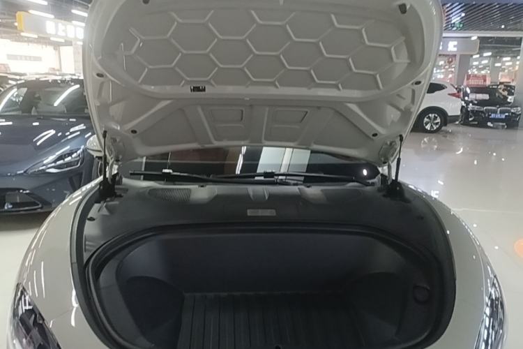 Used Xiaomi Auto SU7 2024 Rear-Drive Ultra-Long Range Advanced Pro-Level Intelligent Driving Version Engine Bay