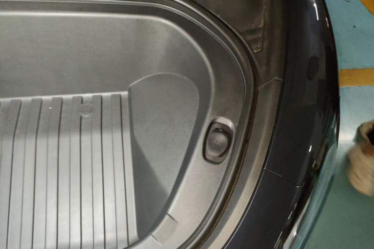 Used Xiaomi Auto SU7 2024 Rear-Drive Ultra-Long Range Advanced Pro-Level Intelligent Driving Version Engine Bay Left