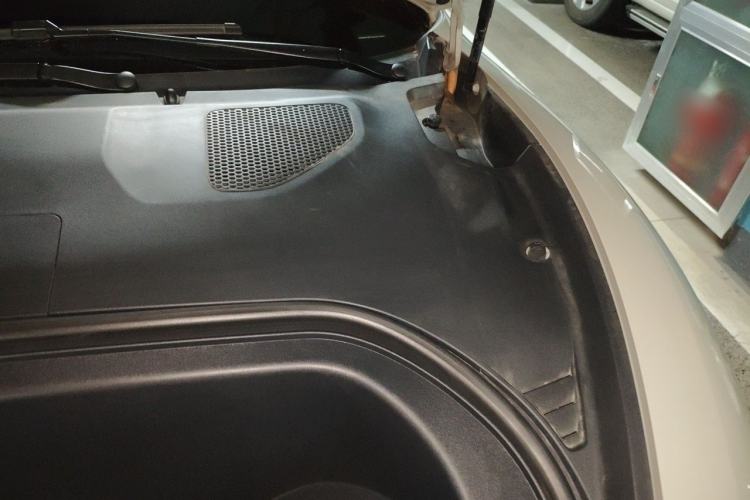 Used Xiaomi Auto SU7 2024 Rear-Drive Ultra-Long Range Advanced Pro-Level Intelligent Driving Version Engine Bay Left